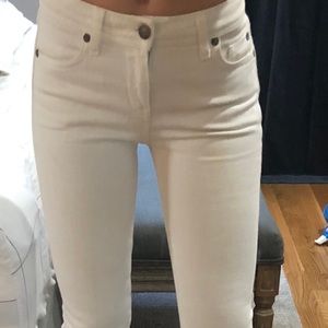 White denim jeans